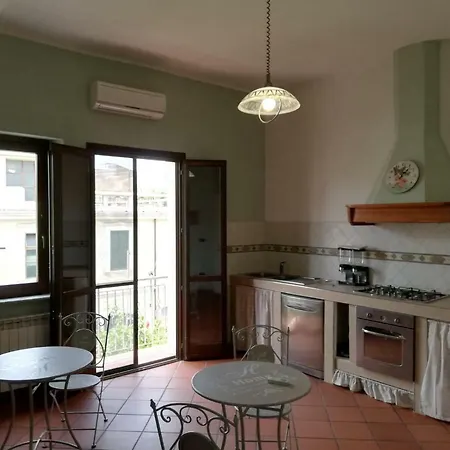 De Nava Reggio Calabria